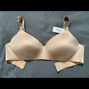 Soma vanishing back wireless bra 36D